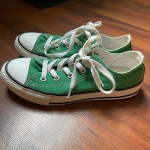 Green Converse Chuck Taylors size 2 kids